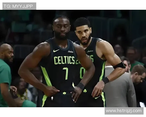 塔图姆双双助攻班凯罗爆发怀特火力全开绿军轻取魔术开启新赛季 塔图姆双双助攻班凯罗爆发怀特火力全开绿军轻取魔术开启新赛季